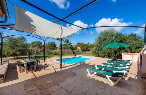 Algaida Villa | Country Home Sa Torreta with Pool, Terrace, Wi-Fi & Air Conditioning
