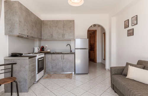 Plintri House | Country House 'Anastasias Studios' with Sea View, Wi-Fi and Air Conditioning