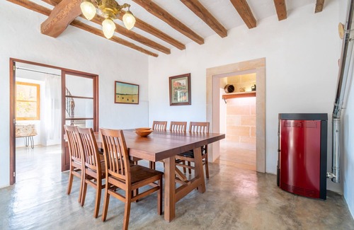 Felanitx Villa | Country House 'Can Menut' with Mountain View, Wi-Fi and Air Conditioning