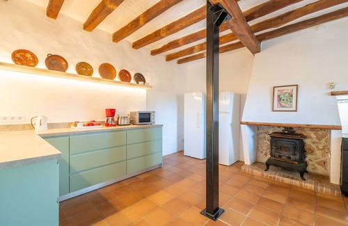 Felanitx Villa | Country House 'Can Menut' with Mountain View, Wi-Fi and Air Conditioning
