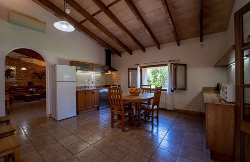 Son Antem Villa | Country House 'Cugulutx' with Private Pool, Private Terrace and Wi-Fi