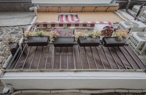 La Adrada House | Country House 'La Pinara' with Balcony, Wi-Fi and Air Conditioning