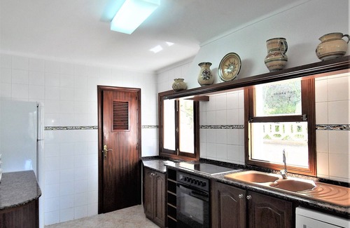 Esporles Villa | Country House 'Las Encinas' with Private Pool, Wi-Fi and Air Conditioning