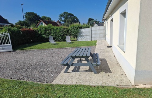 Tocqueville-sur-Eu House | Country house (near beaches between Le Treport and Dieppe)