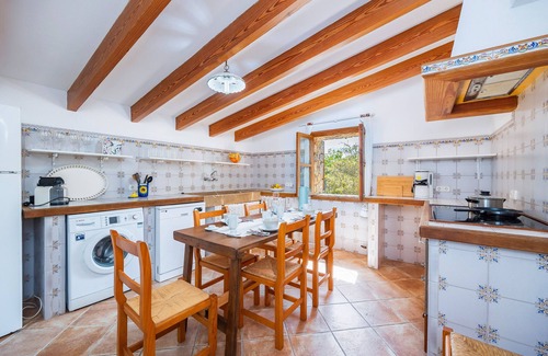 Campanet Villa | Country House 'Sa Creueta' with Mountain View, Wi-Fi, and Air Conditioning