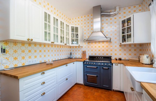 Sa Pobla Villa | Country House 'Son Valentí' with Mountain View, Wi-Fi and Air Conditioning
