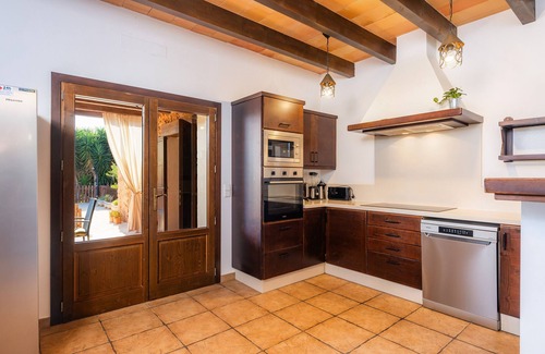 Manacor Villa | Country House 'Villa Es Coll Doret' with Private Pool, Private Terrace and Wi-Fi