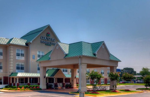 Bermuda Hotel | Country Inn & Suites by Radisson Chester VA