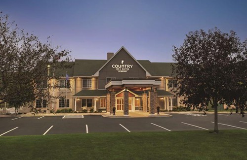 Willmar Hotel | Country Inn & Suites by Radisson Willmar MN