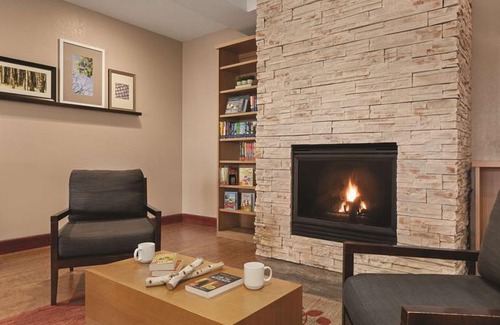 Willmar Hotel | Country Inn & Suites by Radisson Willmar MN