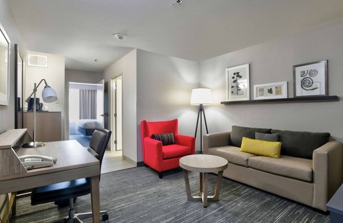 Wheatland Hotel | Country Inn & Suites by Radisson, Oklahoma City Airport, OK