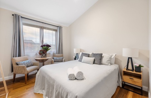 Albert Town Cabin | Country Lodge 5 Minutes From Lake Wanaka