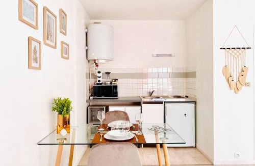 Republique Apartment | COUP DE CŒUR - HYPER CENTRE - WIFI