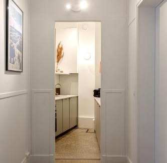 Quartier de la Plaine-de-Monceaux Apartment | Courcelles Parc Monceau