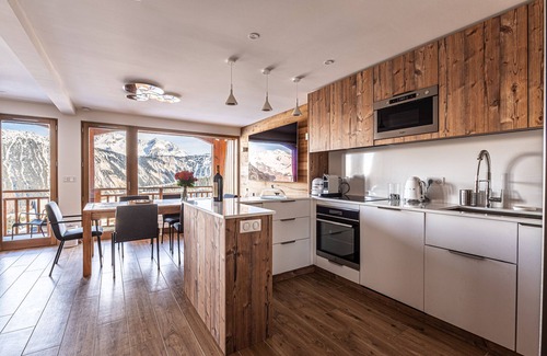 Courchevel Apartment | Courchevel 1850, elegant, 3 bedrooms, 92sqm, ski in ski out, exceptional view