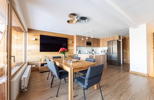 Courchevel Apartment | Courchevel 1850, elegant, 3 bedrooms, 92sqm, ski in ski out, exceptional view