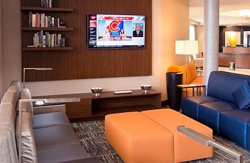 North Canton Hotel | Courtyard by Marriott Canton