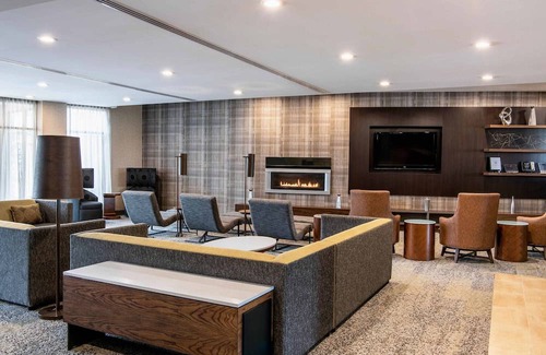 West Edmonton Hotel | Courtyard by Marriott Edmonton West