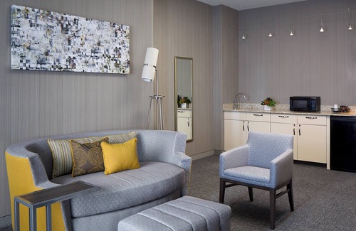 Downtown Hotel | Courtyard by Marriott Downtown Grand Rapids