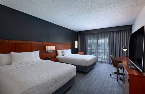 Plano Hotel | Courtyard by Marriott Dallas Plano Parkway at Preston Road
