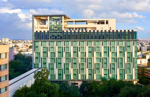 Hyderabad Hotel | Courtyard by Marriott Hyderabad