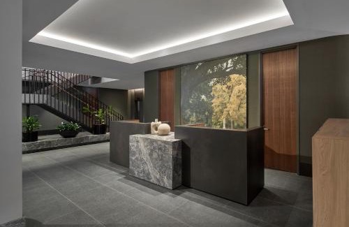 Melbourne Central Business District Hotel | Courtyard by Marriott Melbourne Flagstaff Gardens