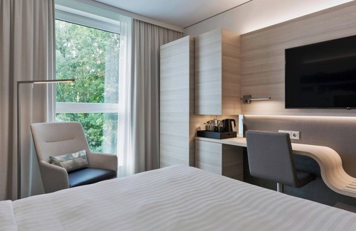 Gilching Hotel | Courtyard by Marriott Oberpfaffenhofen Munich South