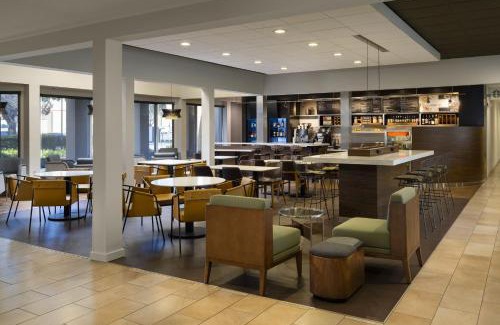 Foster City Hotel | Courtyard by Marriott San Mateo Foster City