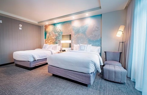 Toledo Hotel | Courtyard by Marriott Toledo West