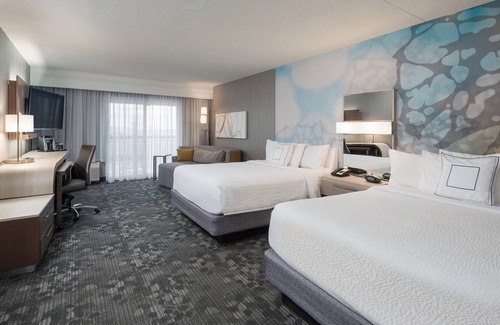 Vaughan Hotel | Courtyard by Marriott Toronto Vaughan