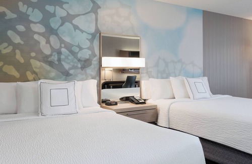 Vaughan Hotel | Courtyard by Marriott Toronto Vaughan