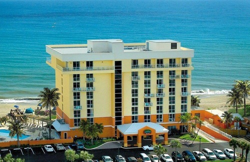 Hutchinson Island South Hotel | Courtyard by Marriott Hutchinson Island Oceanside/Jensen Beach