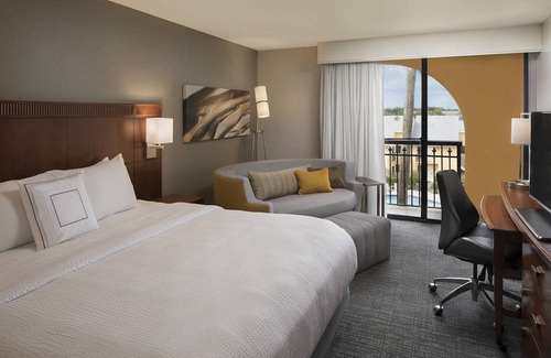 Boynton Beach Hotel | Courtyard by Marriott Boynton Beach