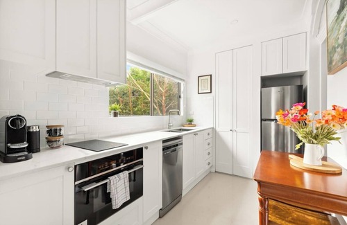 Paddington Apartment | Courtyard Studio Charm in the Heart of Paddington