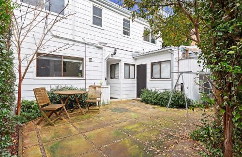Paddington Apartment | Courtyard Studio Charm in the Heart of Paddington