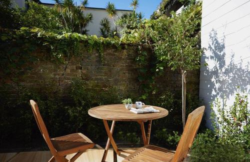 Paddington Apartment | Courtyard Studio Charm in the Heart of Paddington