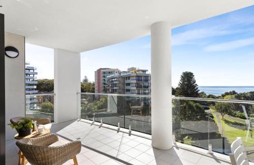 Forster Apartment | Cove 603