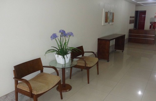 Praia do Morro Apartment | Coverage w / pool and barbecue for 15 people, 3 suites w / air cond.