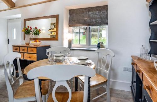 Whitland House | Cowshed 1 - Uk35456