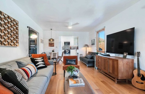 Monument Manor House | Coyote Trail: Heated Pool, Spa, Boutique Resort