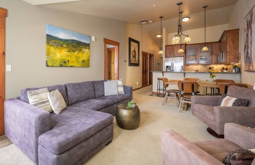 Fraser Condo | Cozens Pointe I-302 | PET-FRIENDLY! | Perfect Views From Private Deck