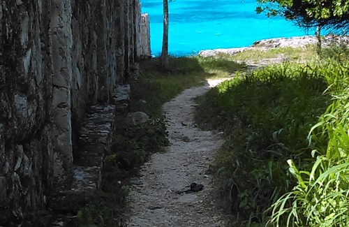 Cozumel Apartment | Cozumel, Mexico. Studio Sol Maya. Close to beaches, shopping, diving & dining.
