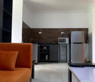 Ikeja Apartment | Cozy 1-BDR - Free Wi-Fi & Mins DRV to Airport