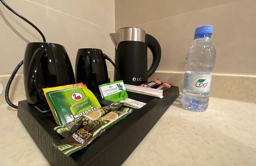Al Baha Apartment | Cozy 1-bedroom apartment in amazing Al Bahah Province with AC
