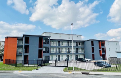 Downtown Condo | Cozy 1-bedroom 1 bath condo in walking distance to downtown Lafayette.