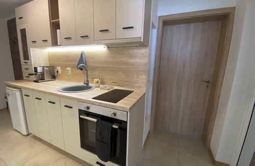 Vratsa Apartment | Cozy 1-bedroom apartment in a beautiful area of Vratsa with WiFi, AC