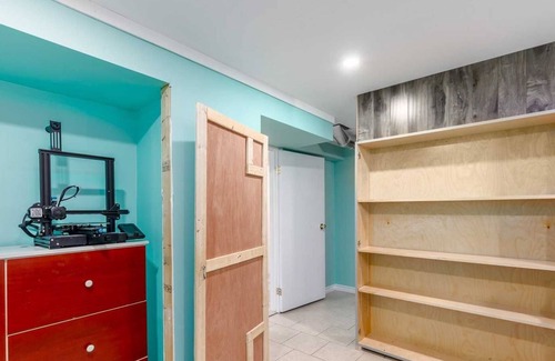 Durham Region House | Cozy 1-Bedroom Basement With Separate Entrance