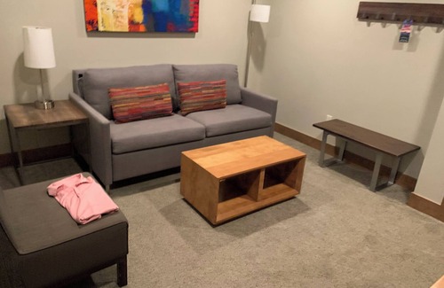 Peak 8 Condo | Cozy 1-bedroom condo in amazing Breckenridge with fitness room, WiFi
