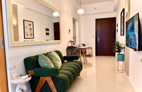 Bonifacio Global City Apartment | Cozy 1 bedroom condo in Uptown BGC