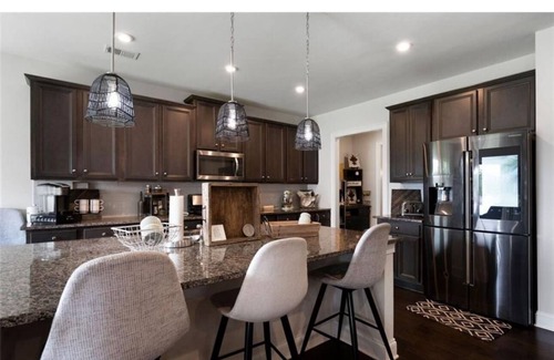 Cartersville House | Cozy 1-bedroom in large house in popular Cartersville with fitness room, WiFi